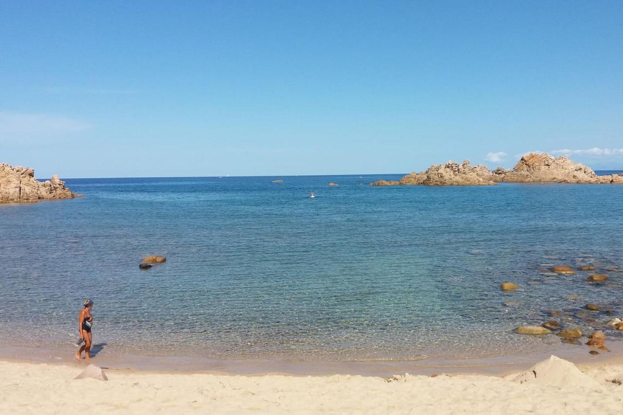 Un Angolo Di Paradiso A Pochi Passi Dal Mare Nel Villaggio Calarossa Isola Rossa Buitenkant foto